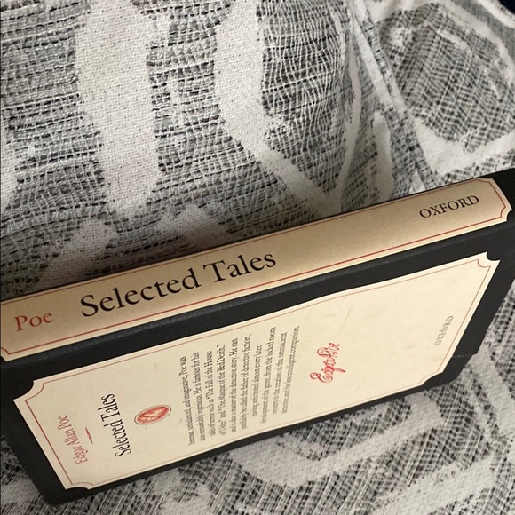 Oxford Classics: Edgar Allan Poe Selected Tales - Picture 3 of 9
